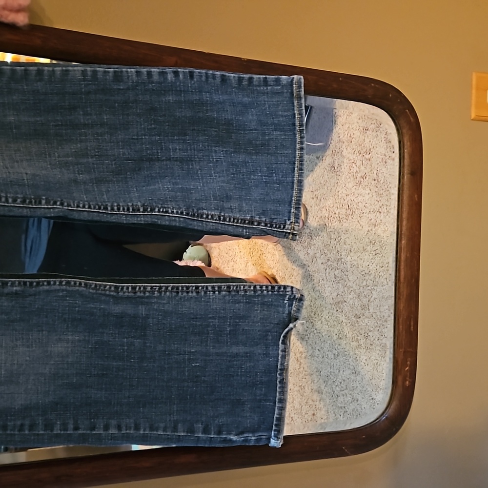 Jeans - Picture 2 of 4